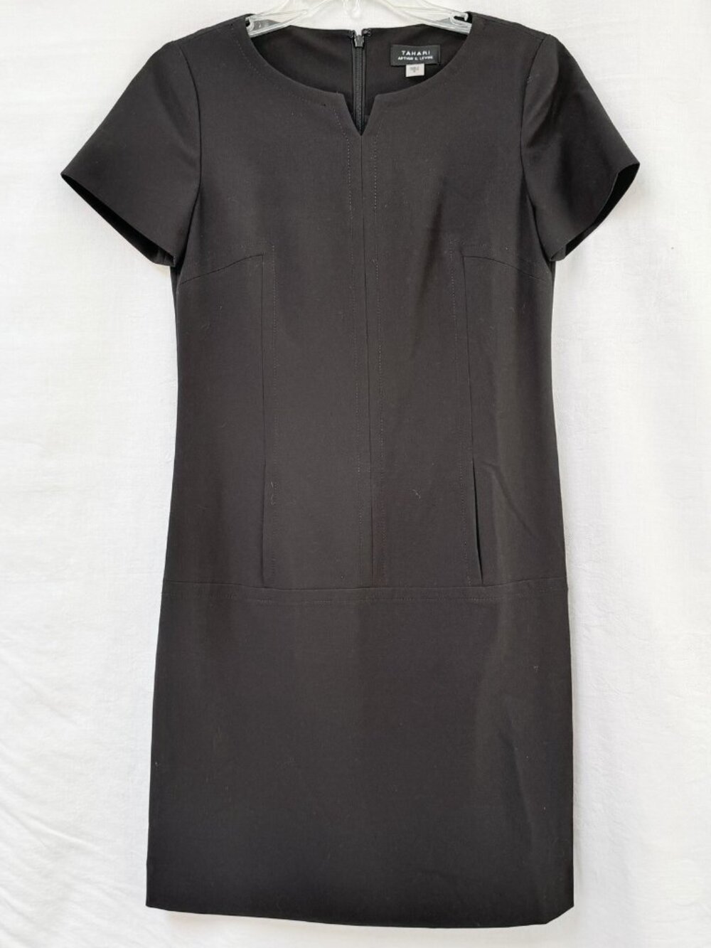 Tahari Dress Womens 0 Black Sheath V Neck Zip Back Workwear Goth Career Minimal‎